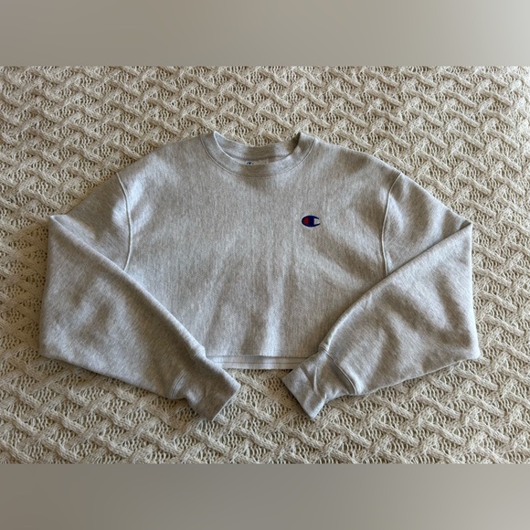 Champion Tops - Champion Cropped Sweatshirt